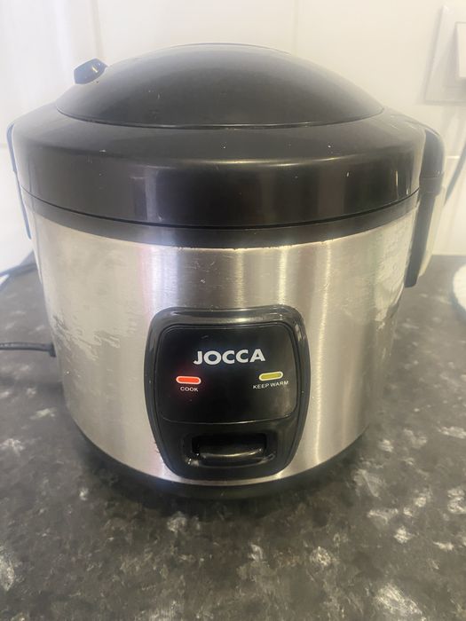 Panela elétrica de arroz , faz e mantém quente por horas