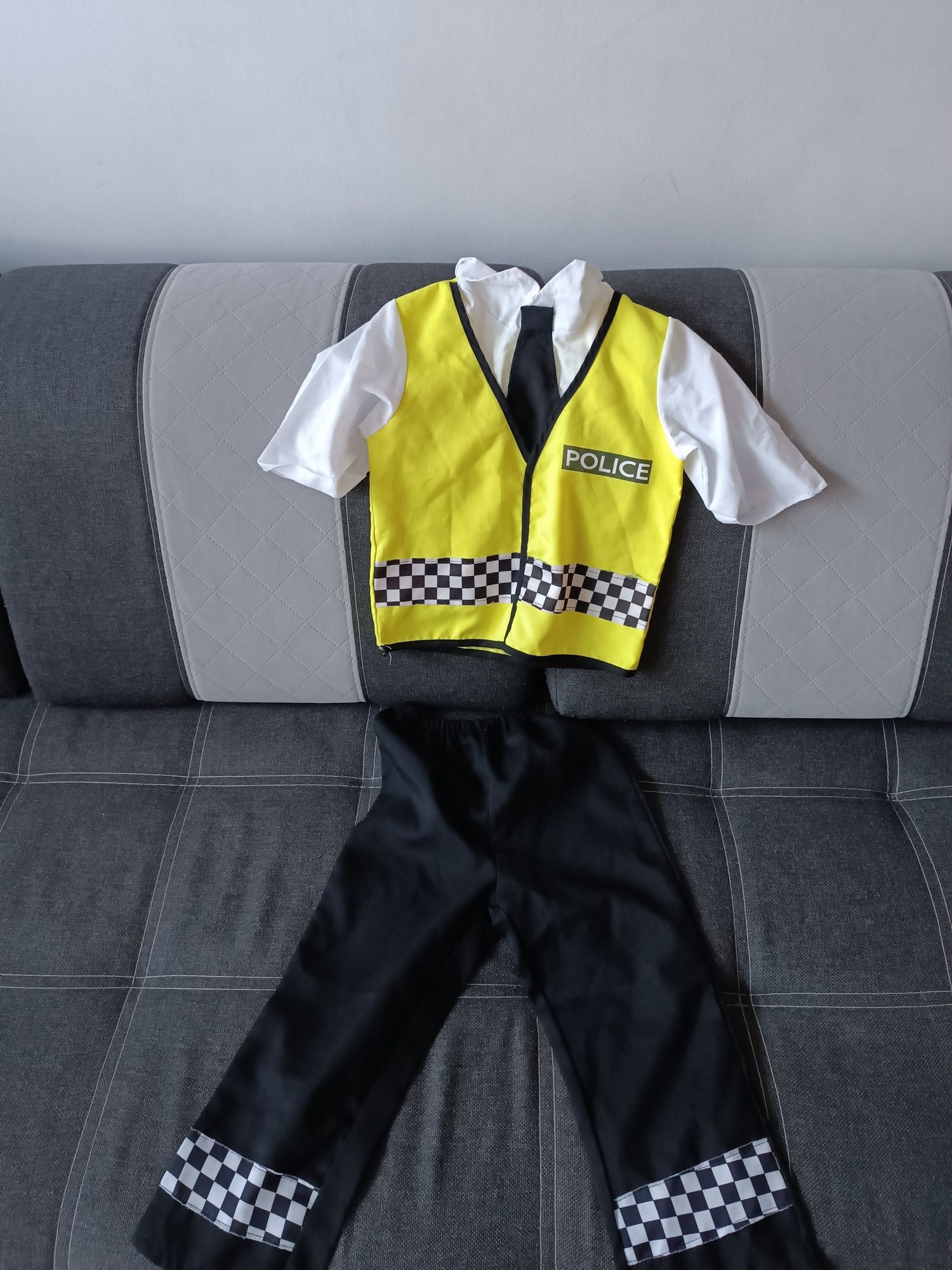 Strój policjanta