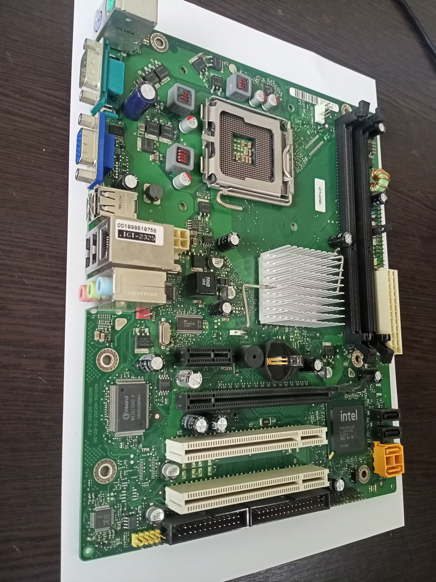 Материнська плата Fujitsu D3041-A11 GS 3 S775 DDR3