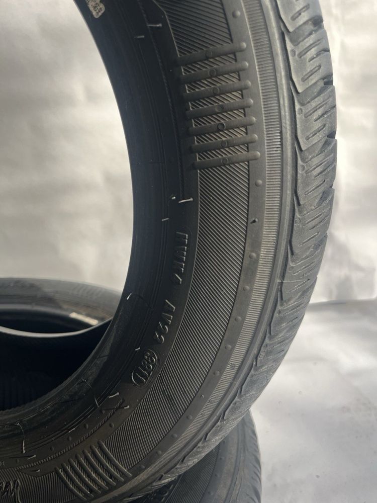 Продам шины Cormoran impulser165/65 R14 79T