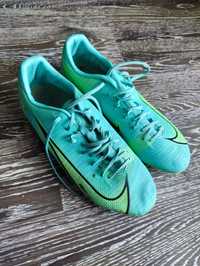 Buty piłkarskie korki Nike 42 Mercurial Vapor