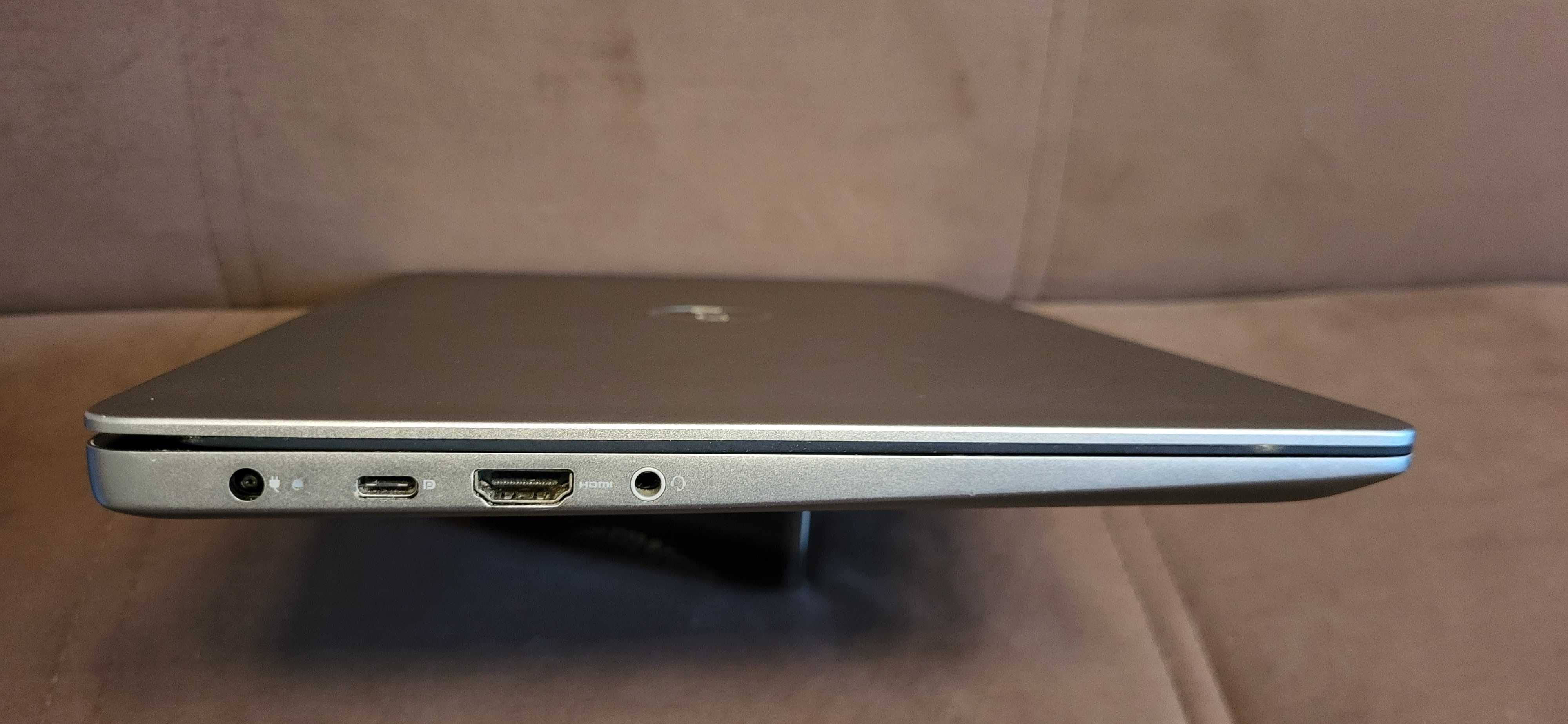 Laptop Dell Vostro 5370 13,3" 16GB RAM \ 256GB SSD WIN11PRO