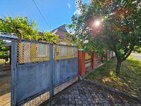 Продаётся дом в районе Карнаватки, по улице Гризодубовой