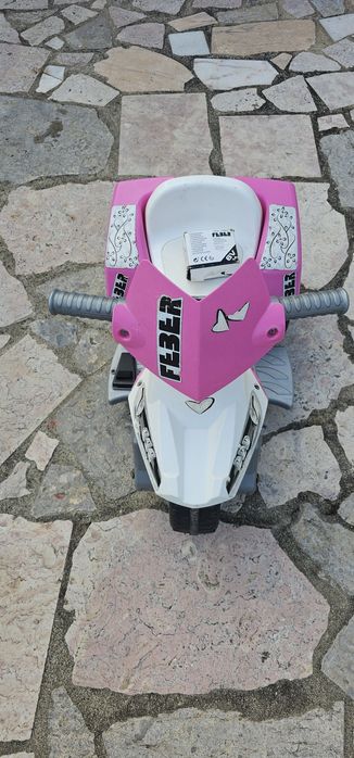 Mota bateria menina criança