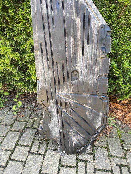 Mercedes C-Klasa W206 Osłona Podwozia