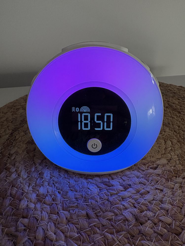 Lampka nocna kolory, głośnik bluetooth