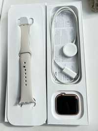 Смарт-годинник Apple Watch SE 40