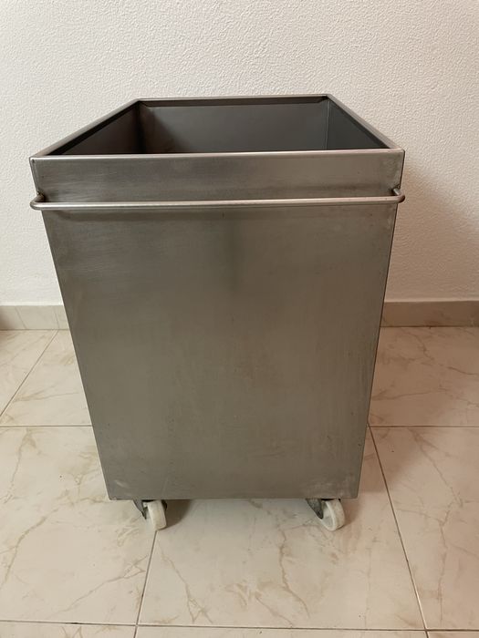 Carro Tulha Armário contentor inox