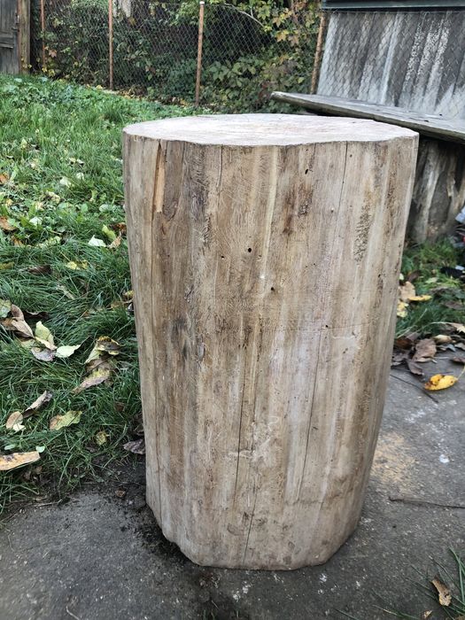 Колода для рубки, декору. Акація.