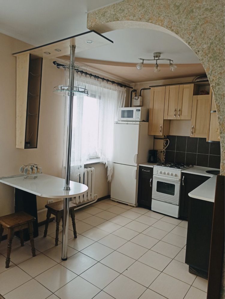 Оренда 1 квартири на Степана Бандери