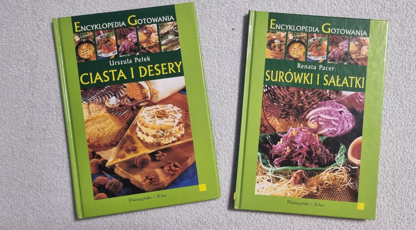 Książka, miękka lub twarda oprawa
