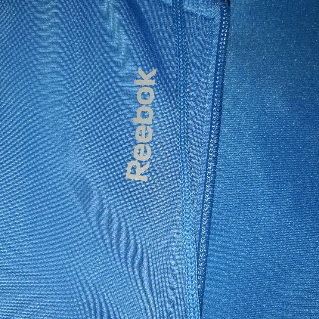 Куртка REEBOK с капюшоном,новая