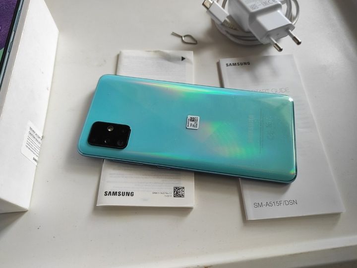 Samsung A51 stan dobry, komplet + etui, 4GB RAM,128GB ROM