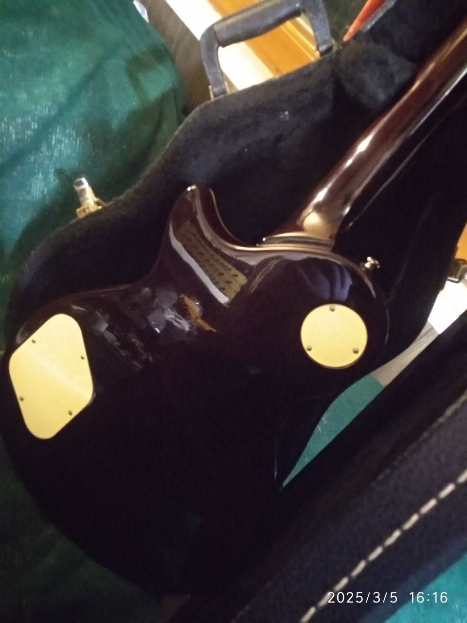Електрогітара Prestige Les Paul, Made in Canada, можна з кейсом. Обмін