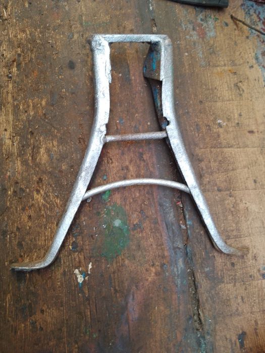 Nóżka centralna jawka mustang jawa kaczka 50 stopka