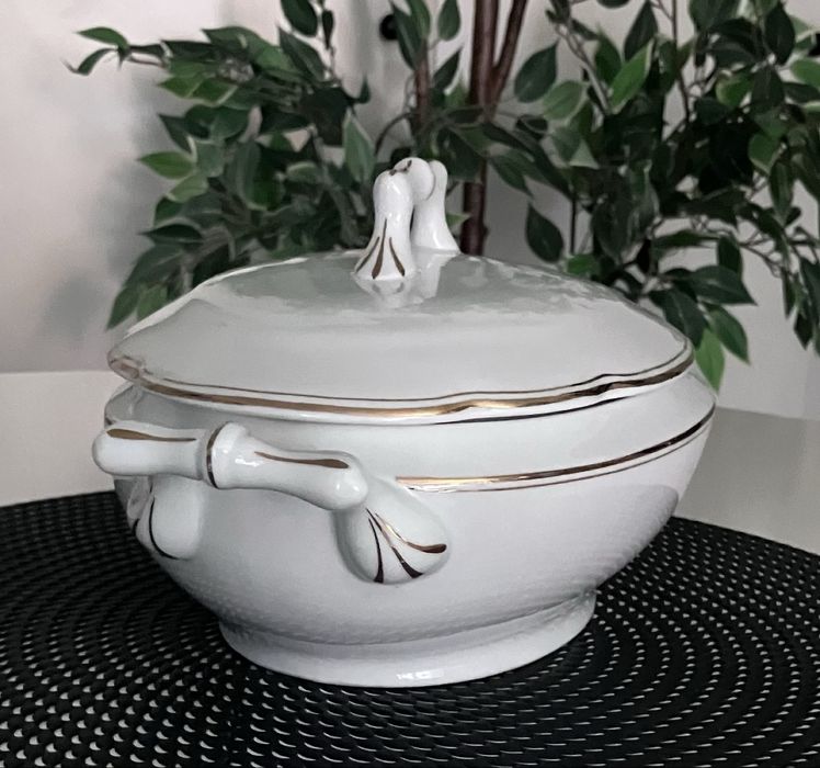 Przedwojenna porcelana Giesche. Waza