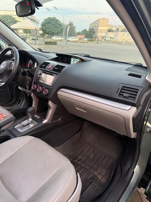 Subaru Forester розборка Шрот Розбірка Четверть 2014 2015 2016 двері