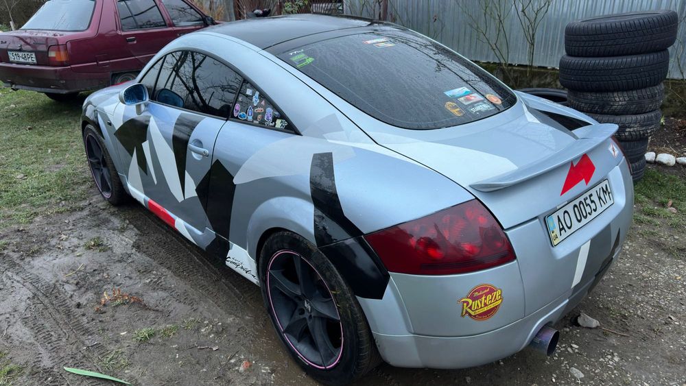 продам ауді тт 1.8 турбо бензин