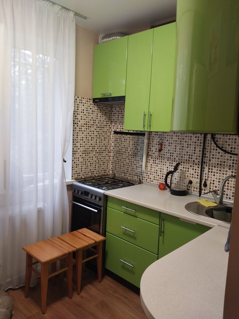Продам 1 кімнатну квартиру на Київській