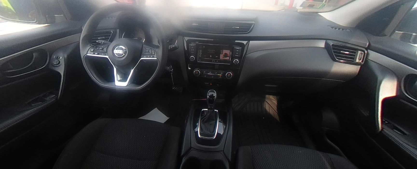 Nissan X-Trail 2,0 benzyna automat 4x4 KUPIONY w transporcie do Polski
