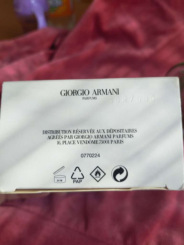 Продам Новую!!! Туалетную водичку Giorgio Armani