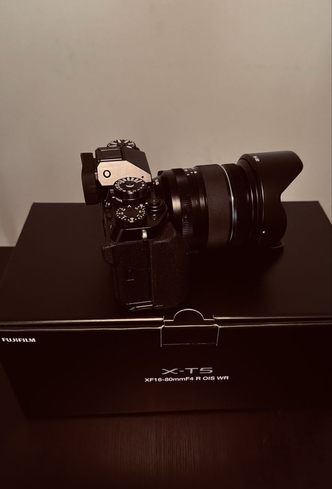 FujiFilm X-T5 + XF16-80 f4 com garantia