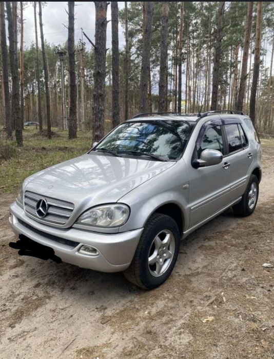 Продам Мерседес МЛ 430 2001 года