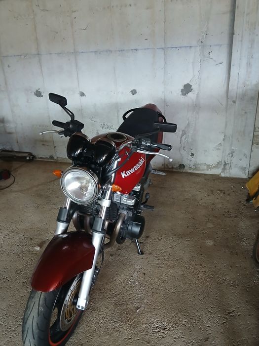 Kawasaki zr7 venda ou troca por mota 25/35kw