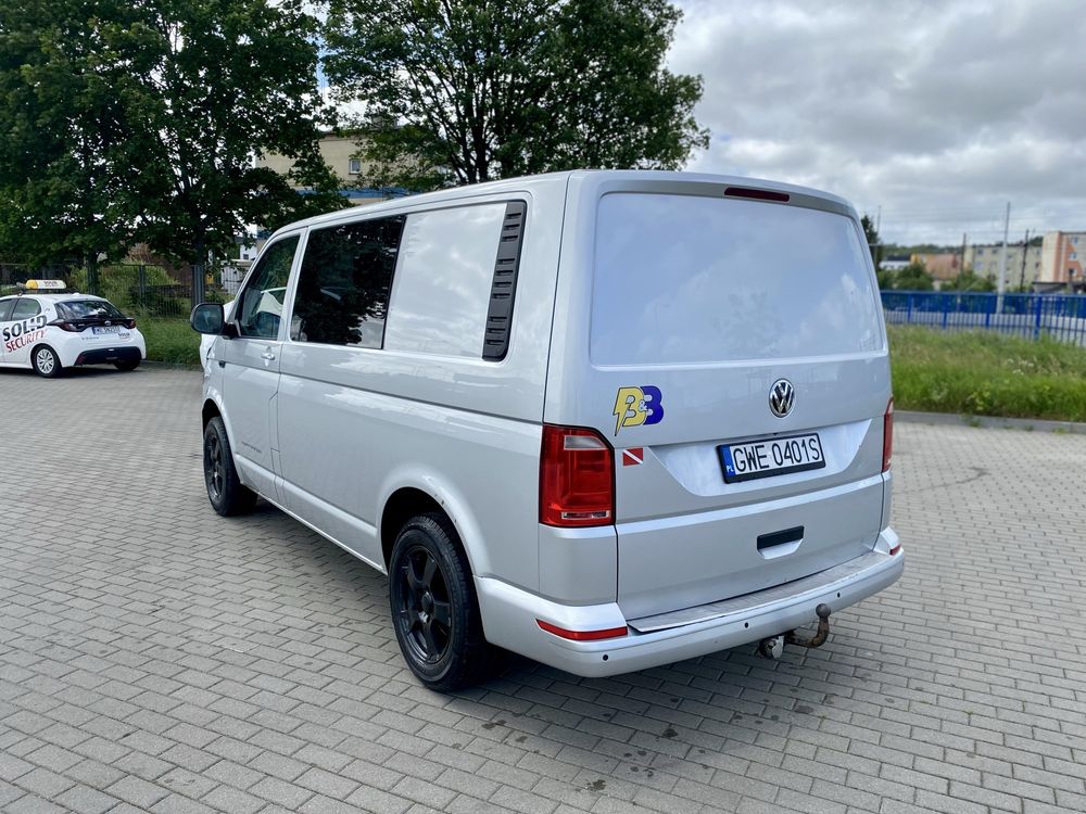 Volkswagen Transporter T6  brygadówka 6 osobowy ZAMIANA