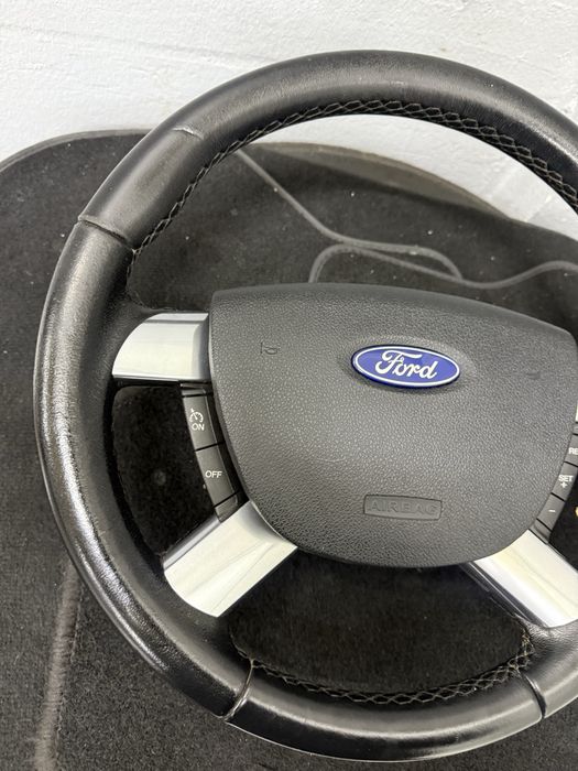 Кермо Ford Focus 2 рестайлінг