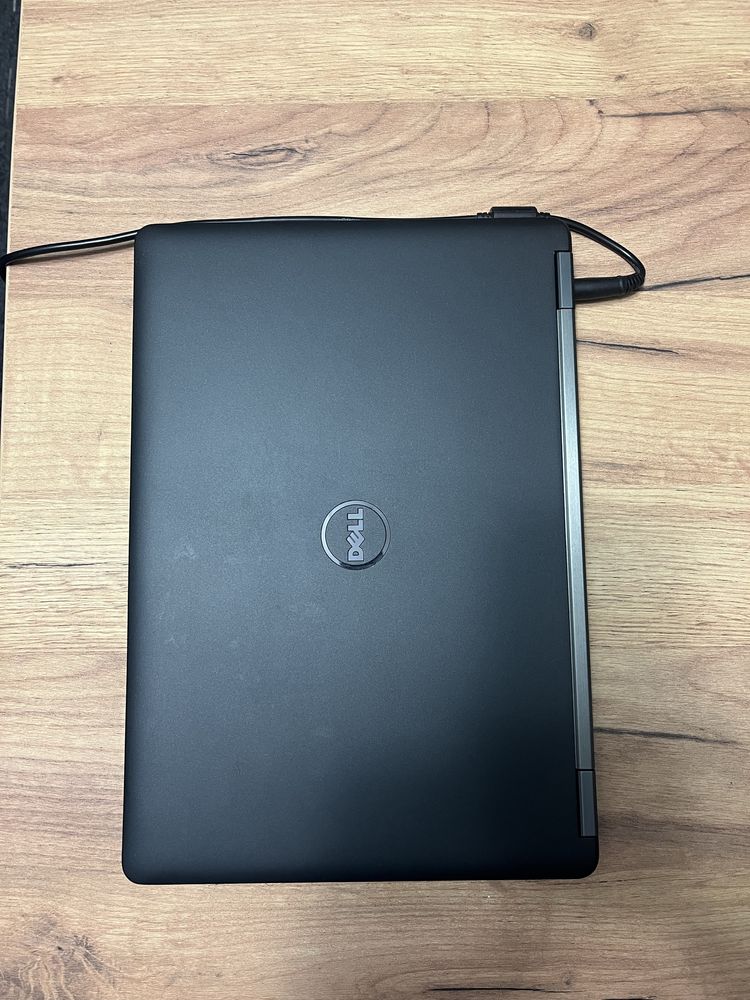 Dell Latitude E5450 i5 / 8GB RAM / SSD 240GB / Windows 10 pro sprawny
