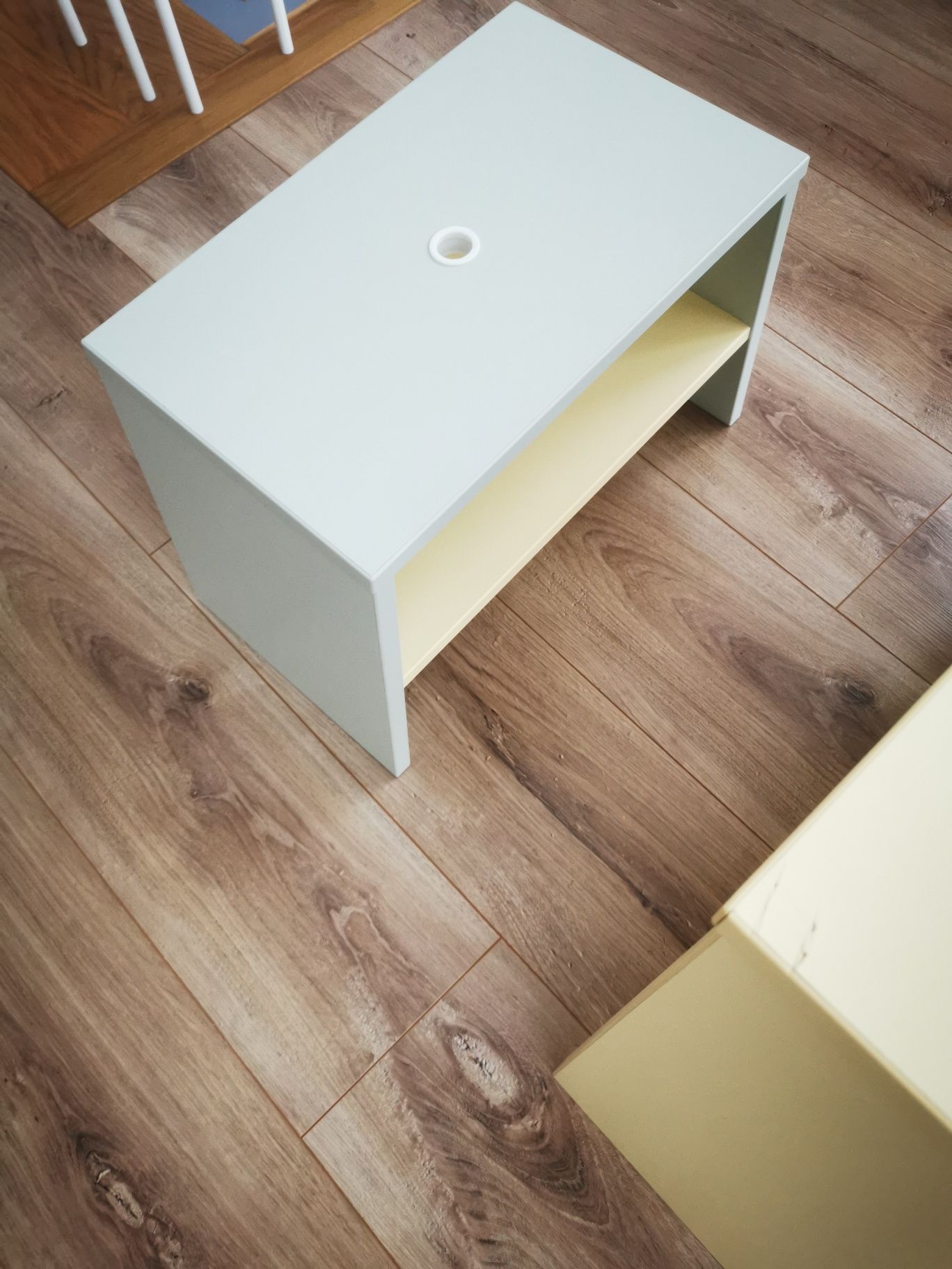 Tuli by Vox, Stolik + Taboret