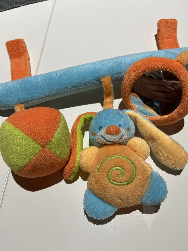 Brinquedo para carrinho e cama