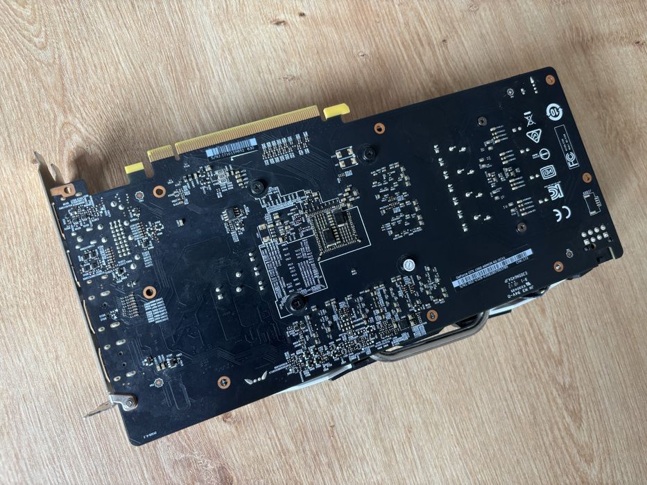 Karta graficzna GeForce GTX 1060 6GB MSI Armor OCV1