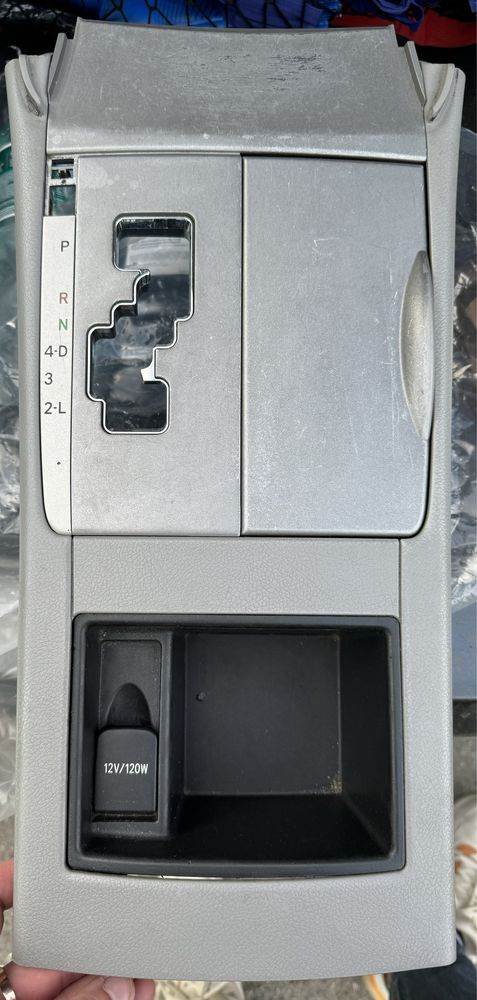 Консоль АКПП toyota camry 40