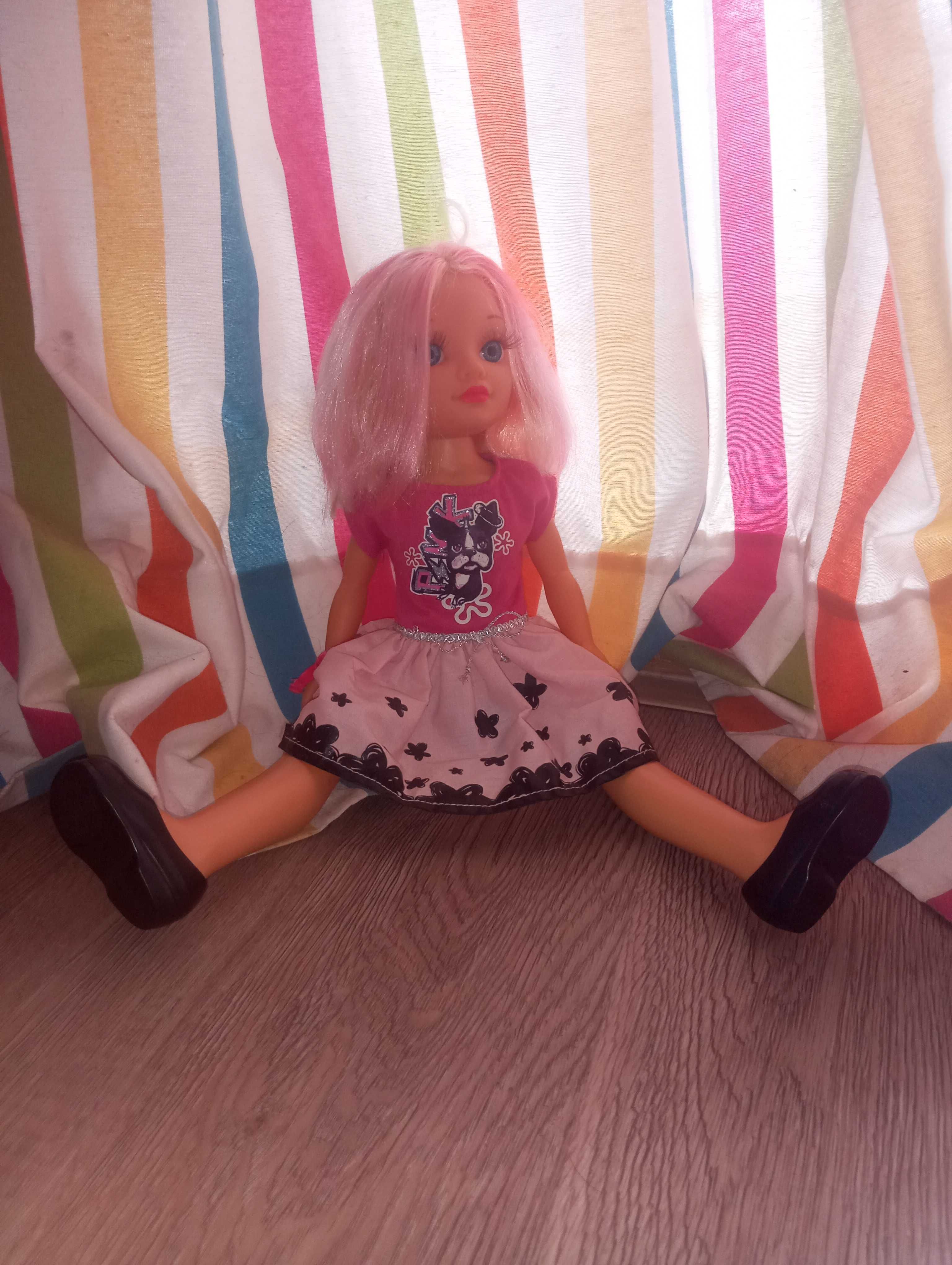 Boneca Nancy bem estimada