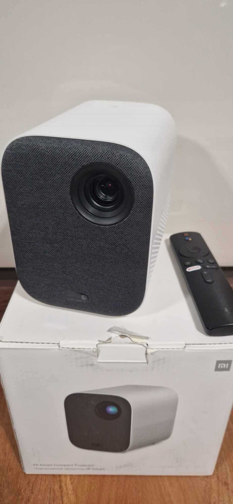 Projektor DLP Xiaomi Mi Smart Compact biały