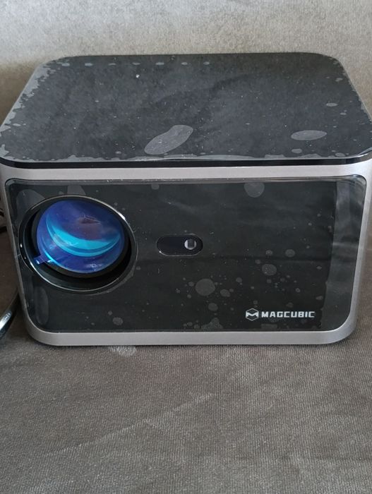 MAGCUBIC Smart Projector HY350 – 4K, Android 11, LED