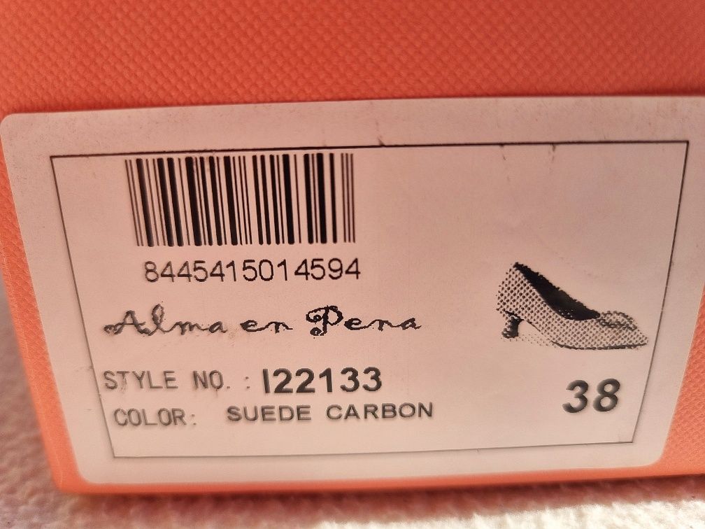 Buty na obcasie rozm. 38