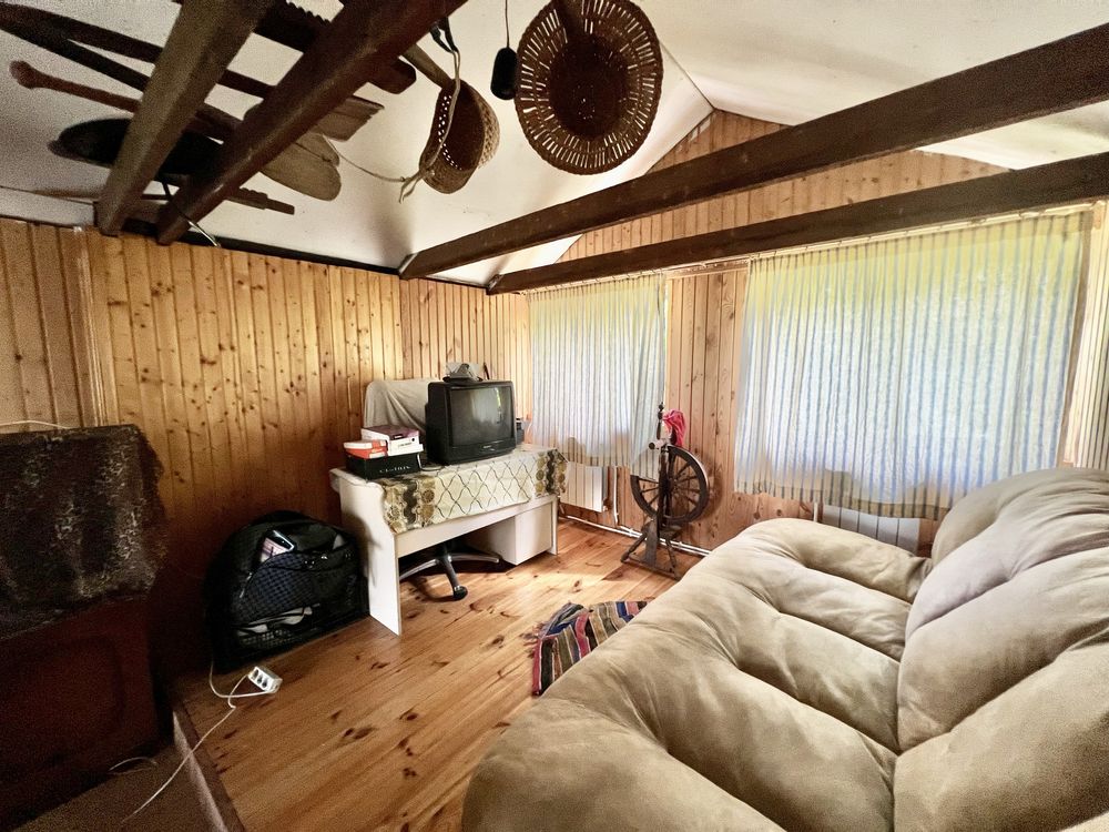 Продам дачу з басейном і баней в Гостомелі
