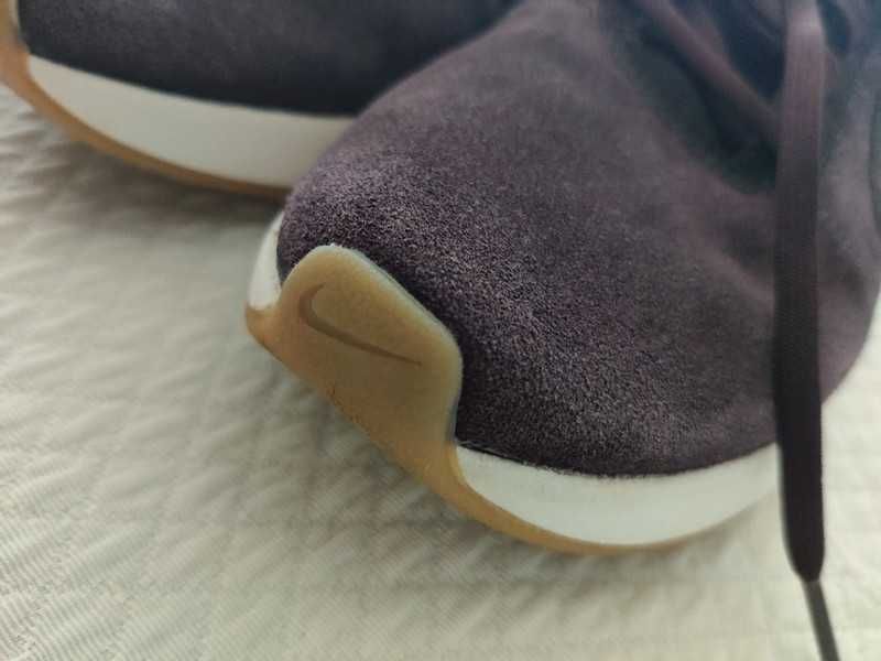Sapatilhas NIKE novas
