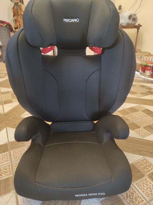 Автокрісло Recaro Monza Nova Evo