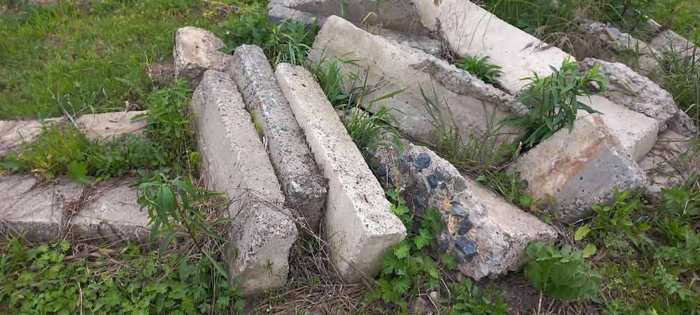 Продам бордюри дорожні