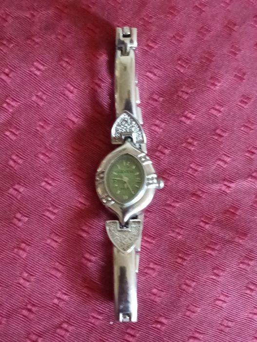 Belo relógio de senhora Geneva