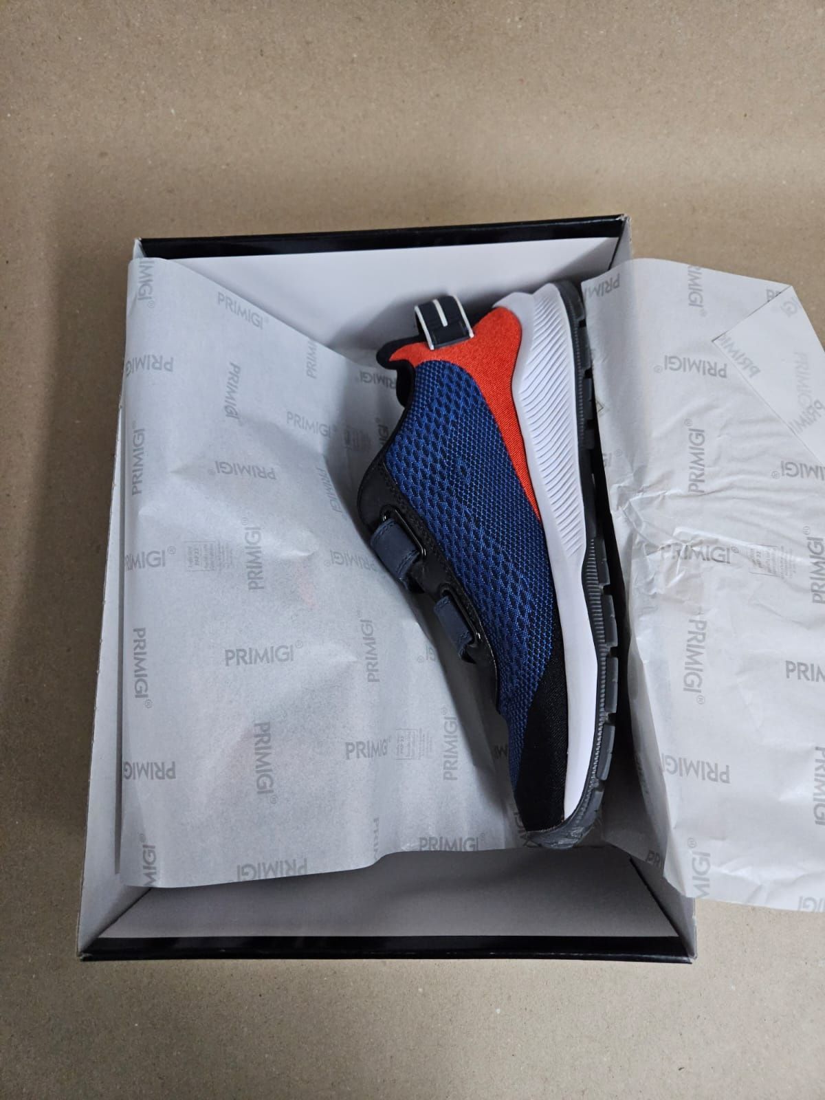 Sneakersy Primigi Tess Maglia 37