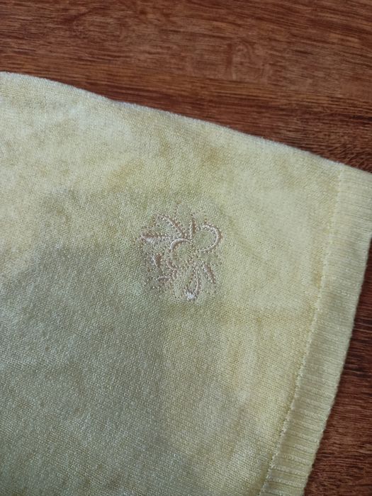 Żółty sweterek z krótkim rekawem