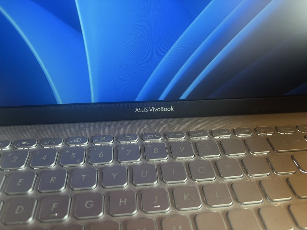 Sprzedam Laptopa