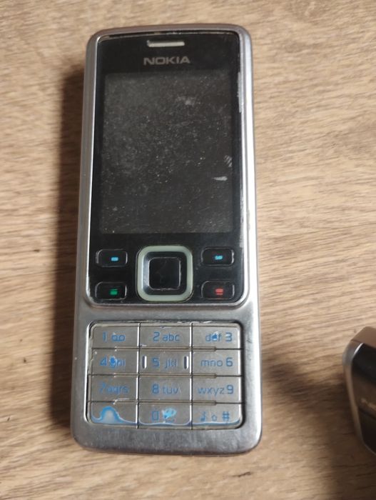 Stare telefony Nokia