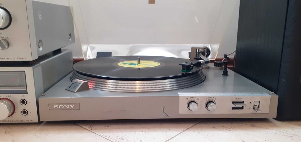 Aparelhagem Sony (anos 80) + Colunas Sanyo