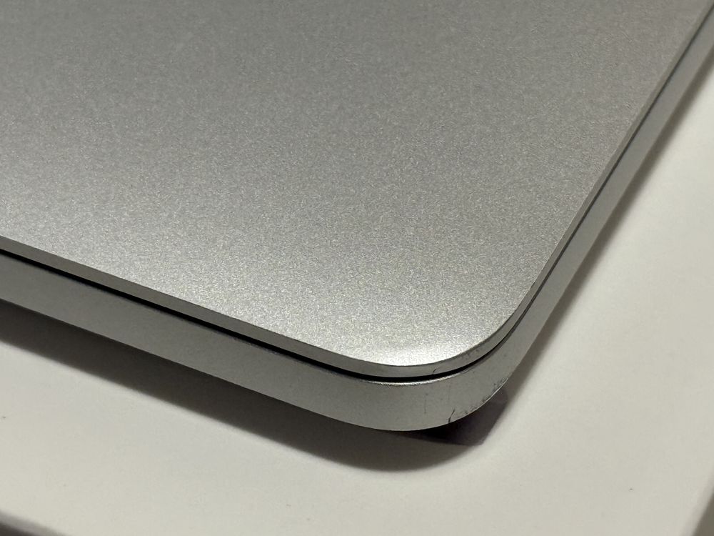 Macbook Pro 13,3 M1 16GB Ram 256 SSD